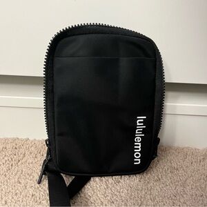 Never been used lululemon bag